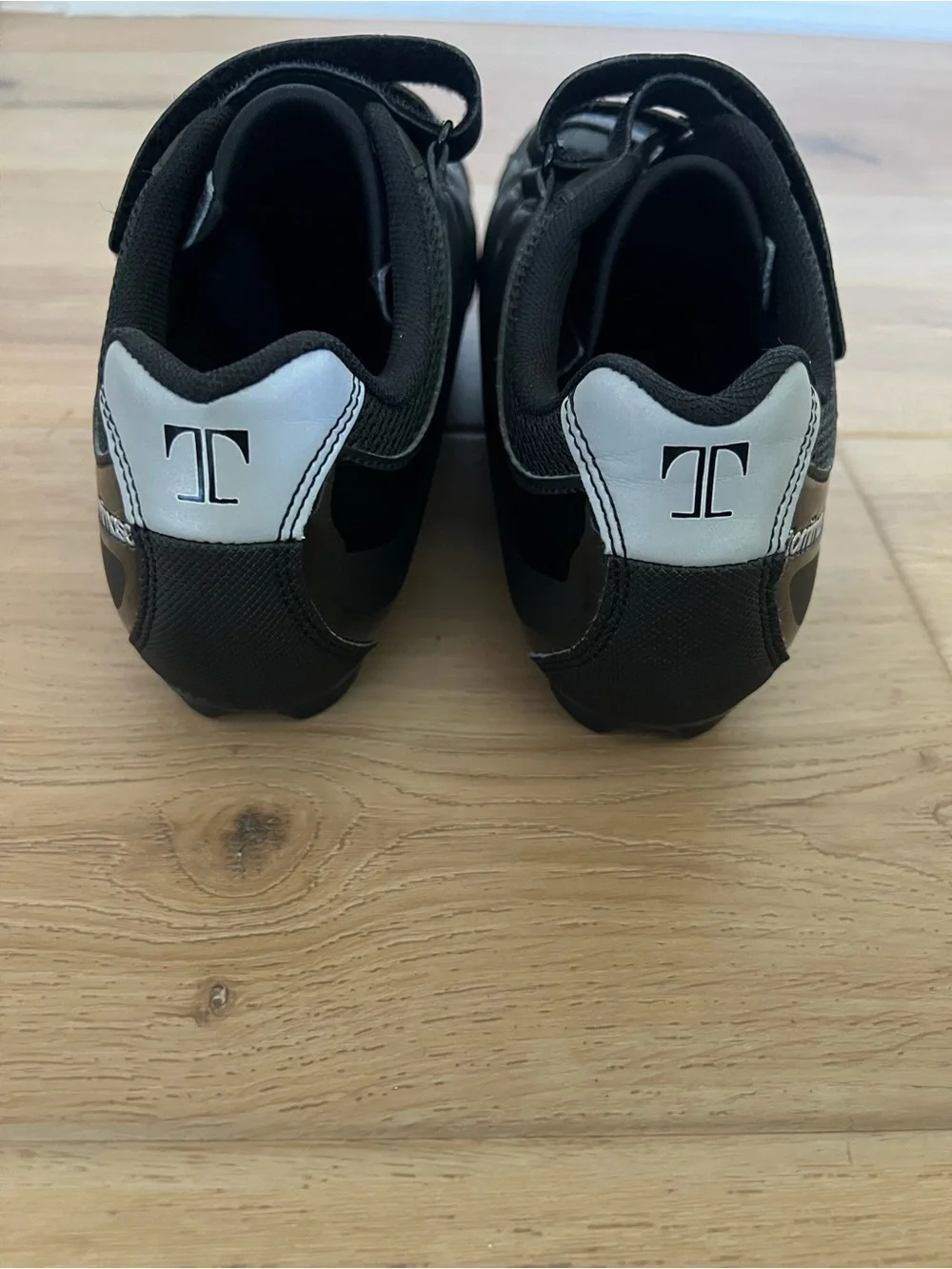 Tommaso lightweight black